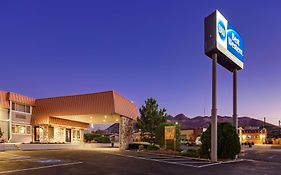 Best Western hi Desert Inn